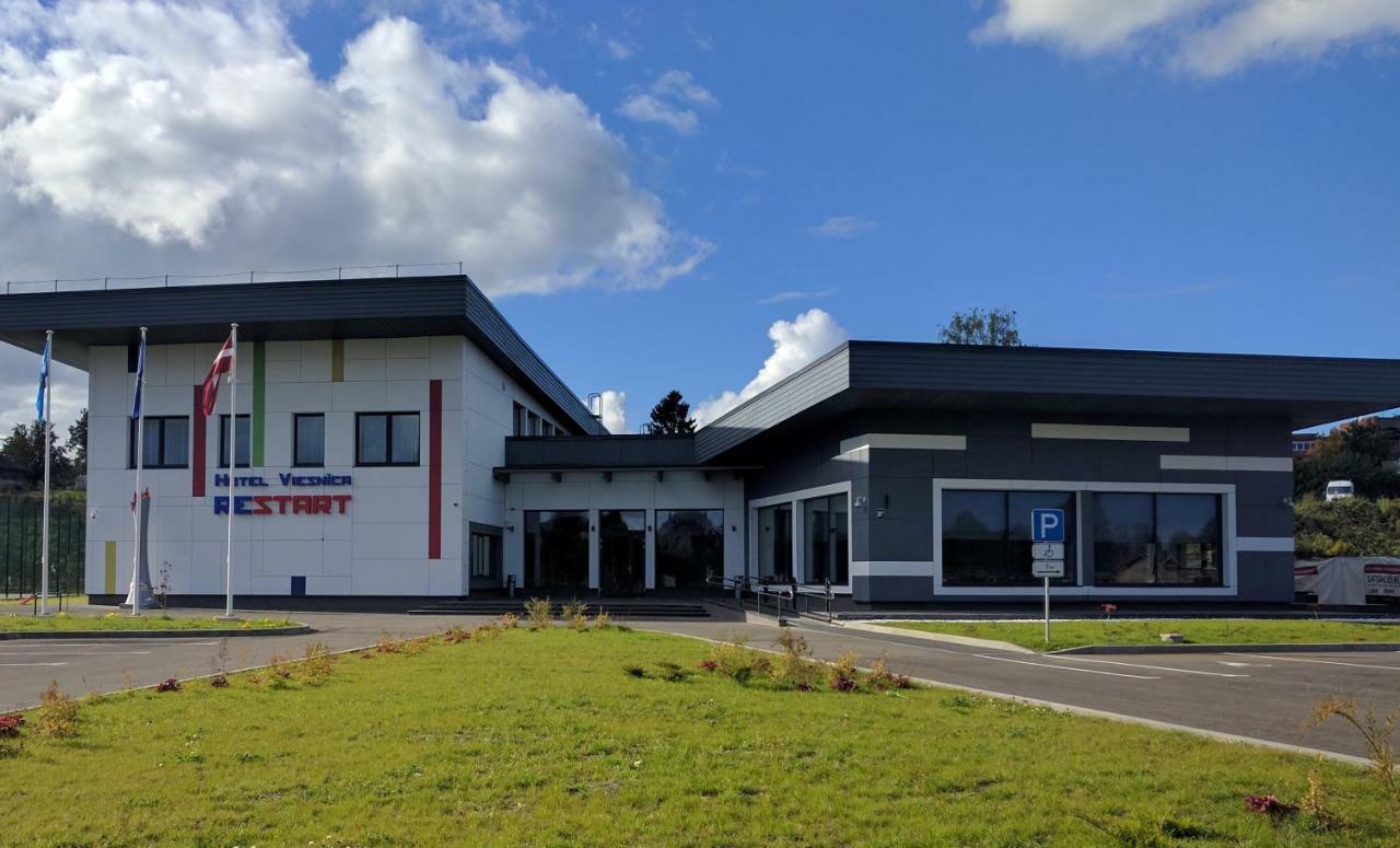 Restart Hotell Rēzekne Exteriör bild